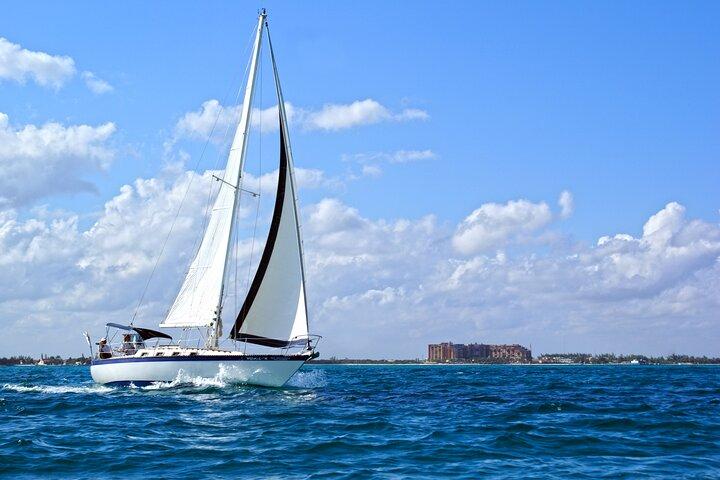 Cancun Private Classic Sailboat Cruise com cervejas e refrigerantes
