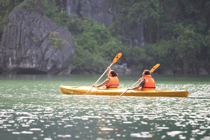 Gratiot Premium kryssning Heldag Halong Bay Escape