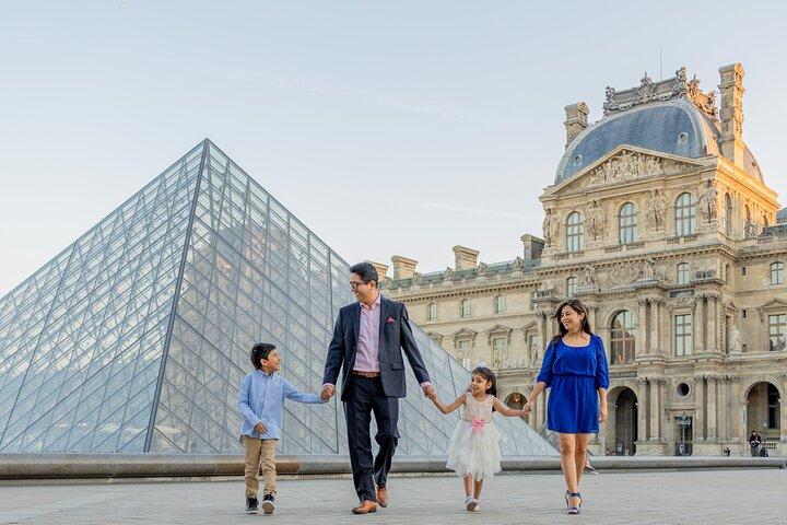 Privates Fotoshooting im Louvre-Viertel in Paris