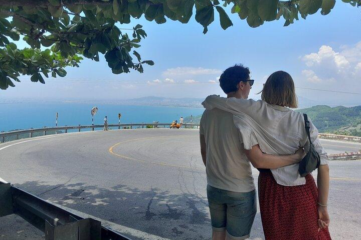 Hue till Hoi An med privat bil med sightseeingstopp