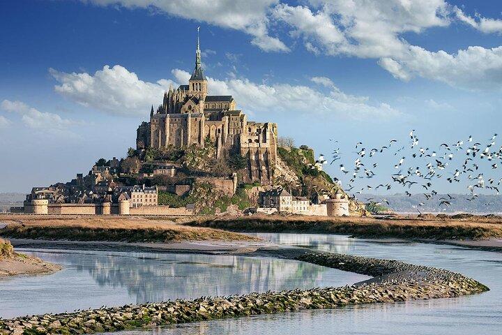 Mont St Michel & Normandie : ツールプリヴェ2ジュール - デパル・ド・パリ