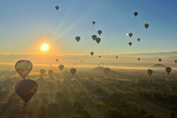 Balloon Flight with Breakfast in Natural Cave with Buffet Option