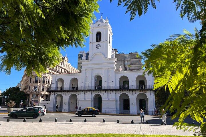 Discover the Best of Buenos Aires on a Full-Day Private Tour
