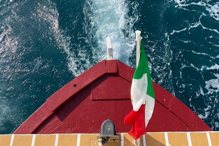 Excursión en barco por Siracusa con almuerzo y bebidas tradicionales - 4 horas