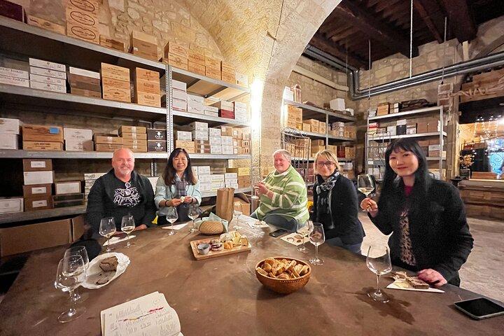 Traditionell gourmetmat och vinresa i Bordeaux