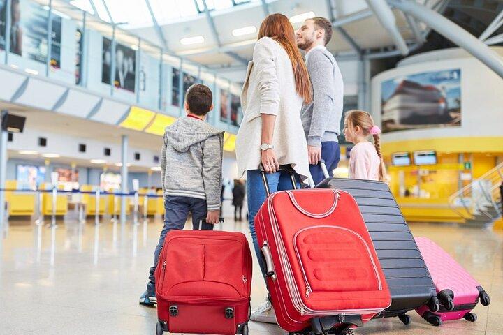 Roundtrip Private Transfer: Ezeiza Airport (EZE)-City Hotel