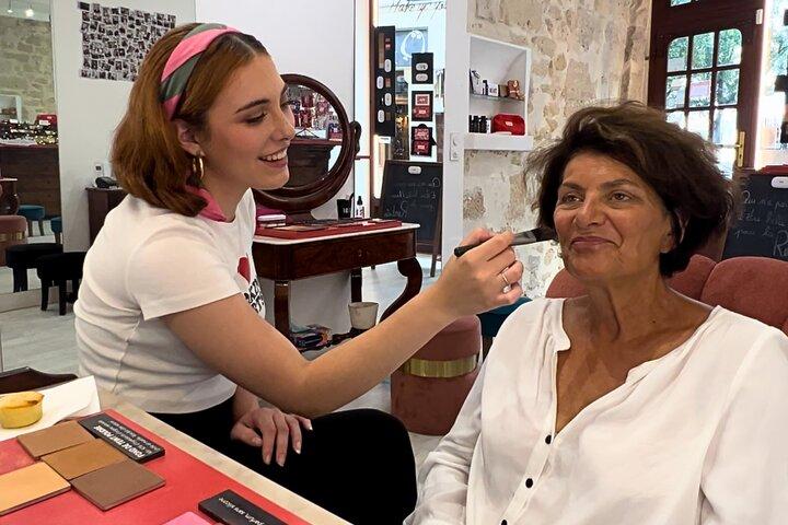 One-hour Private Makeup Class with a Pro Makeup Artist