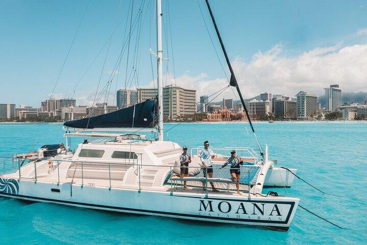 Moanas Swim'n'Sail Cocktailkryssning längs Waikiki Coast