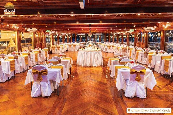 Dubai Bedste Dhow Cruise Middagsbuffet (Multi Cusine)