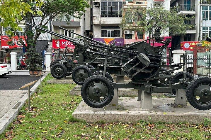 Hanoi Jeep Tour – Explore Authentic Hanoi & Hidden Gems