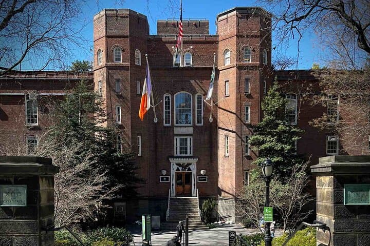A Gilded Age Audio Guide: New York's Millionaire Row