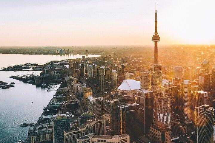 Best of Toronto : バスツアー、テイスティング＆クルーズ