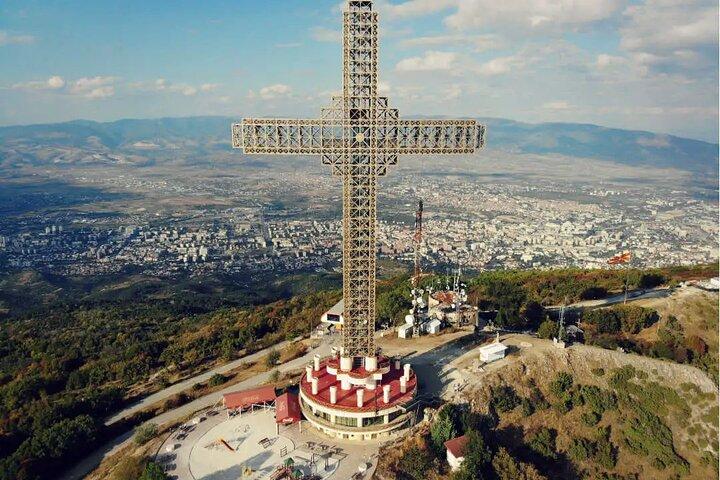 Skopje : Canyon Matka, St. Pantelemon, Millennium Cross & Brunch