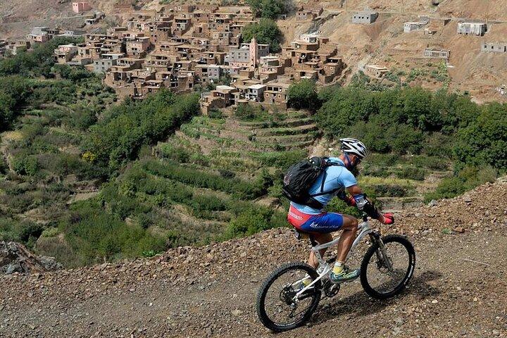 Heldags cykel Atlas Mountain från Marrakech
