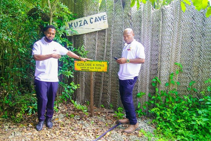 Dolfijnentocht Jozan Forest, Kuza-grot, Paje Becach en het restaurant
