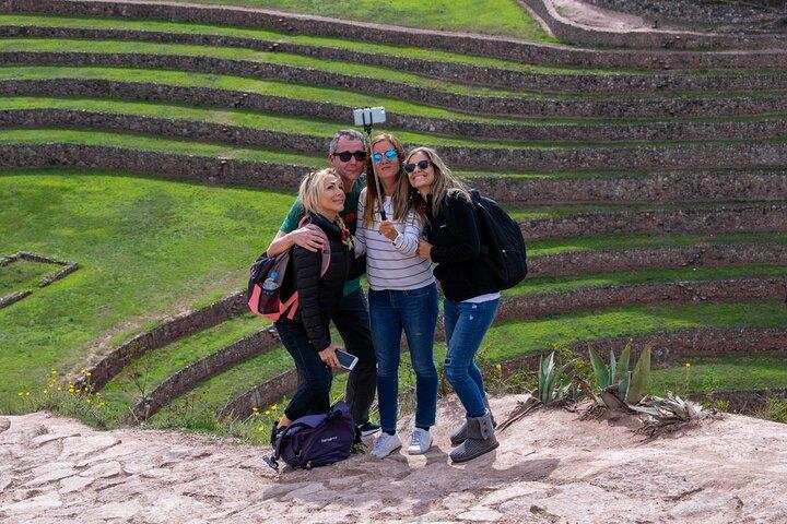 Excursion d'une journée en petit groupe dans la vallée sacrée au départ de Cusco 2025