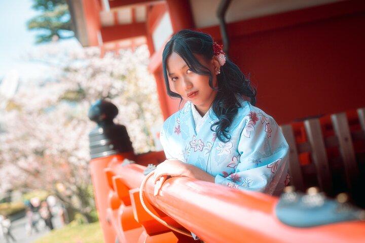 Tokyo Private Cinematic Photoshoot with Pro Photographer