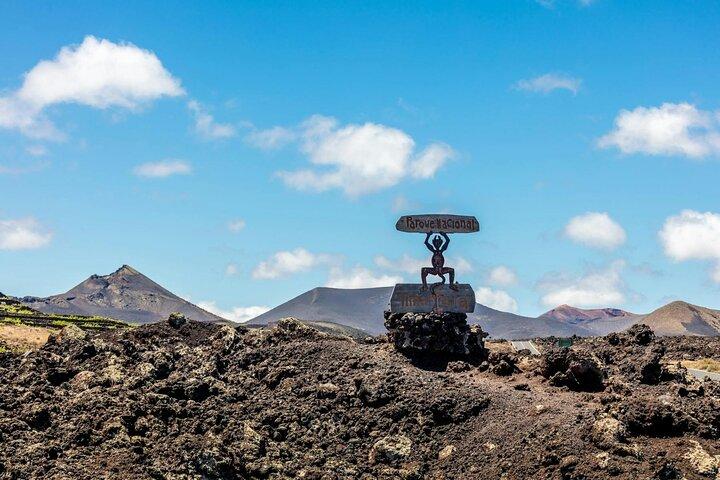 Lanzarote vulkaner og grotter Tour fra Fuerteventura