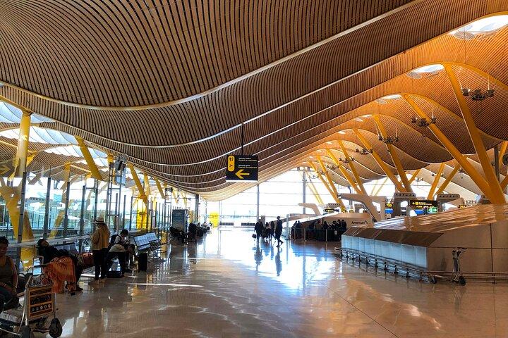 Transfert de véhicule avec chauffeur inclus à Madrid