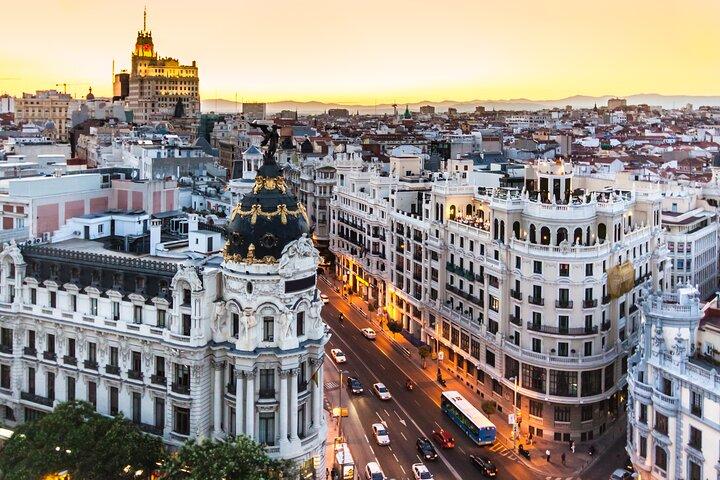 Transfert de véhicule avec chauffeur inclus à Madrid