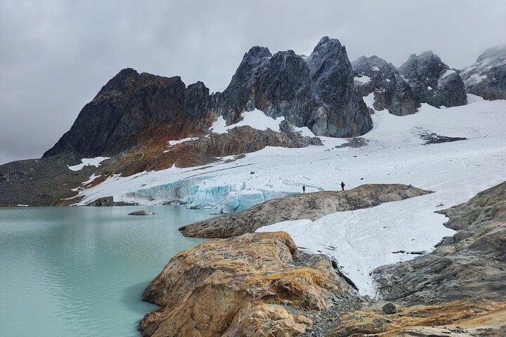 Piccolo gruppo Trekking al ghiacciaio dell'Ojo del Albino