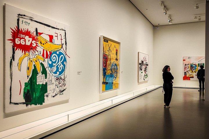 コンボ: サイドカーで巡るパリツアー＋ルイ・ヴィトン美術館