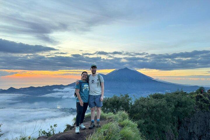 Mount Batur Sunrise Hike – Ortskundiger Reiseleiter & Hot Spring Experience