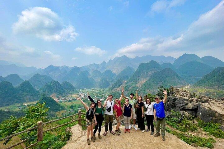 3 dagen en 2 nachten Ha Giang Loop Tour met Easy Rider kleine groep