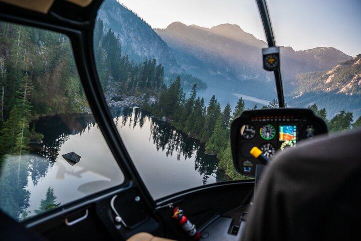 BC Backcountry Helicopter Tours (Abfahrt SKY Hangar)