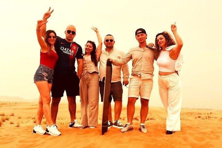 VIP Dubai Desert Safari – Luxus 4x4 Dune Bashing & 5 - Star Camp