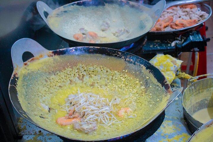 Premium Saigon Michelin Food Experience pela Insider Scooter