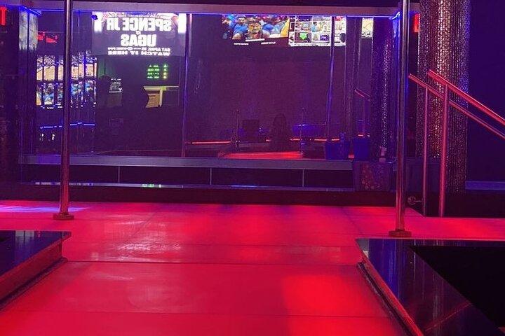 マイアミの究極のパーティー：ボートパーティー、パーティーバス、ナイトクラブ