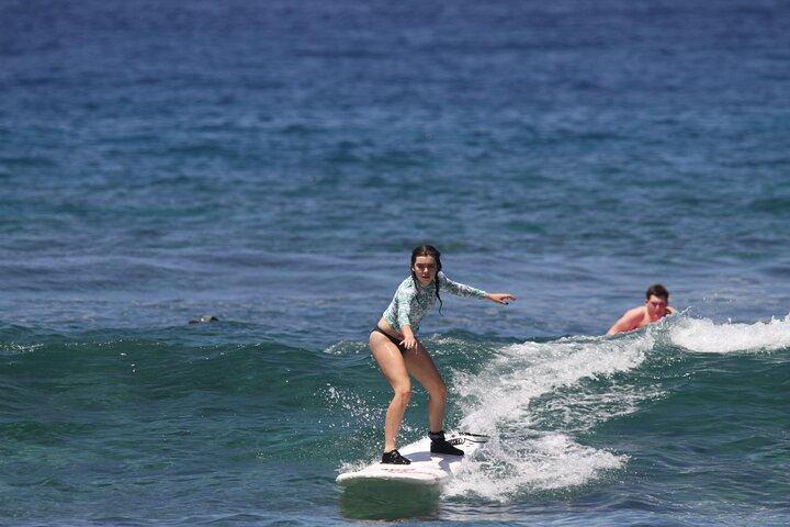 Premium lezioni di surf di gruppo- Le migliori lezioni di surf di Kona