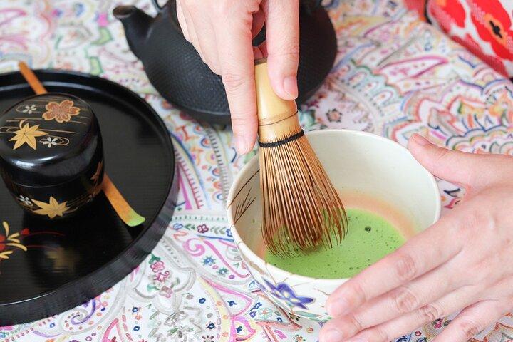Sushi oder traditionelle japanische Küche in einem Kyoto-Haus mit Emika
