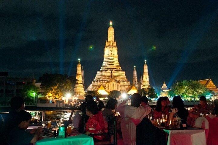 Bangkok: White Orchid Chao Phraya Dinner Cruise, Gratisbier