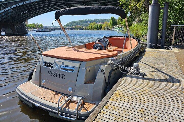 Passeio de barco privado em Praga