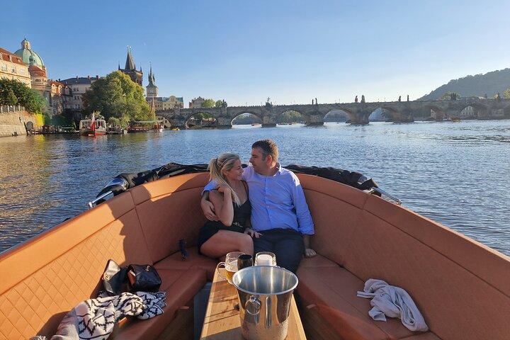 Visite privée en bateau de Prague