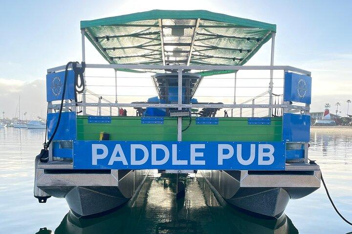Newport Beach Paddle Pub Gemeinsames Erlebnis für bis zu 16 Personen