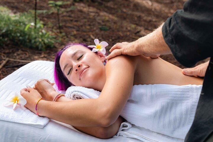 Massaggio completo del corpo a Waikiki