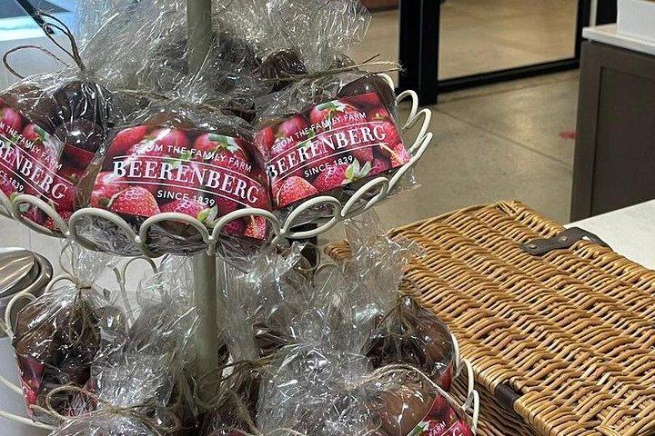 Sip, Savour & Stroll: Barossa to Hahndorf