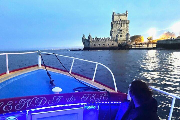 Lisbon Daytime & Sunset Tradicional Boat Tour Sightseeing Cruise