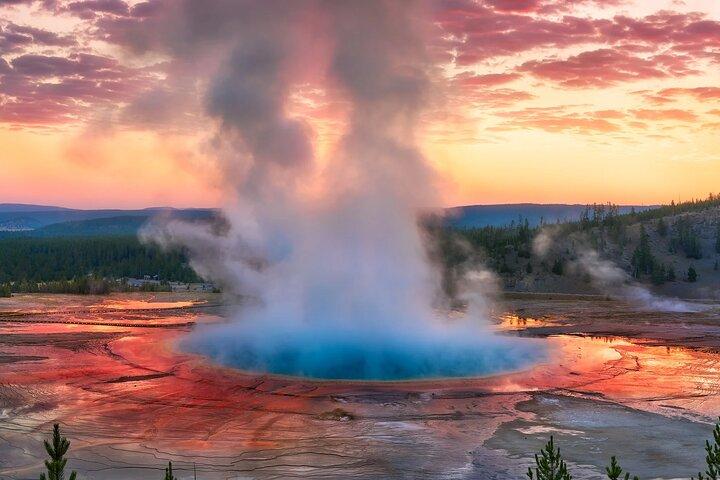 Lille gruppe Yellowstone & Grand Teton 4-dages tur w/2 nat hytter