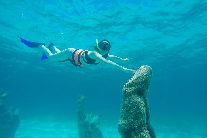 Cancun catamancruise van een halve dag naar Isla Mujeres