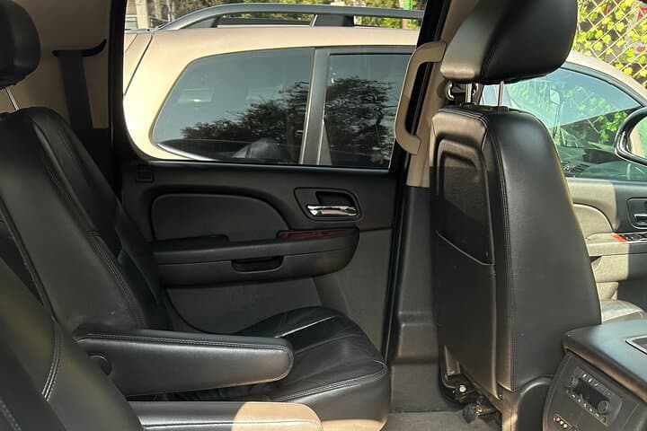 Private Transportation from the Airport to Mexico City