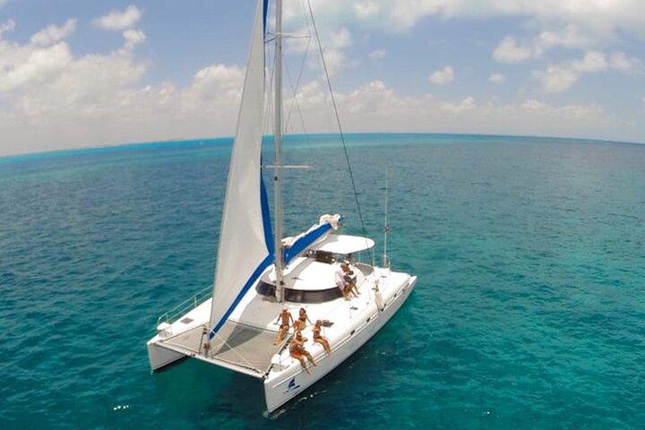 Isla Mujeres Catamaran Cruise Experience