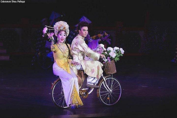 コロシアム キャバレー ショー パタヤ、チケットと送迎