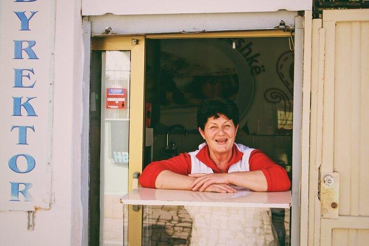 Tour a piedi del cibo della città di Durazzo con degustazioni locali
