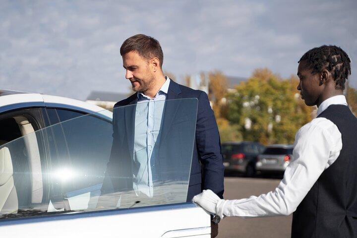 Dubai: Privétransfer naar Abu Dhabi