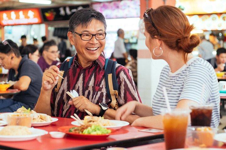 Singapore PRIVATE TOUR: Highlights & Hidden Gems by CAR or Foot