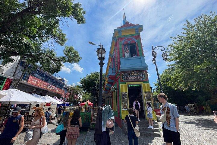 ブエノスアイレス ウォーキング ツアーとバローロ宮殿のガイド付きツアー